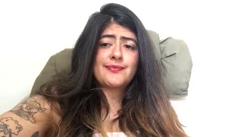 Skyler online show from April 24, 4:53 pm