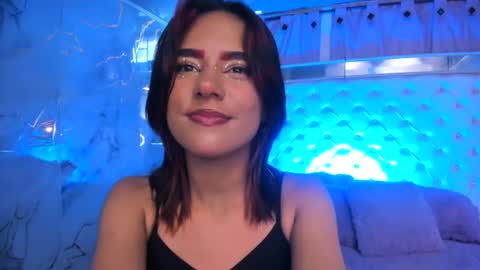 Snapshot of skyler_rouse chatting on July 15, 8:14 pm skyler_rouse online show from July 15, 8:14 pm