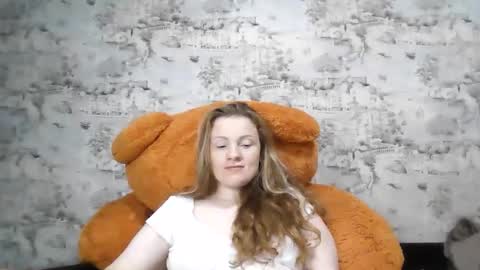 Skyler online show from November 10, 6:40 pm