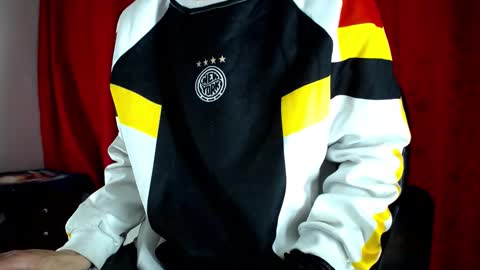 Skyler online show from January 11, 11:43 pm