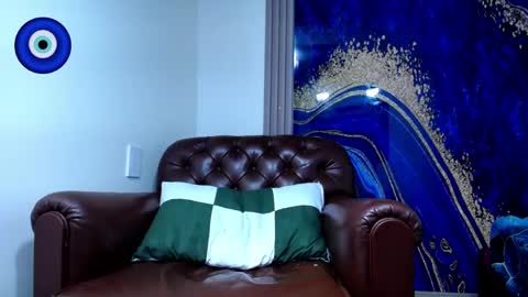 Snapshot of skyler_wild chatting on May 26, 9:55 pm Skyler online show from May 26, 9:55 pm