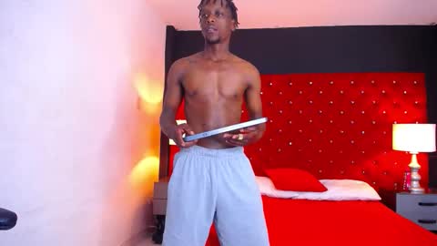 SKYLERBIGXXX online show from September 28, 3:45 am