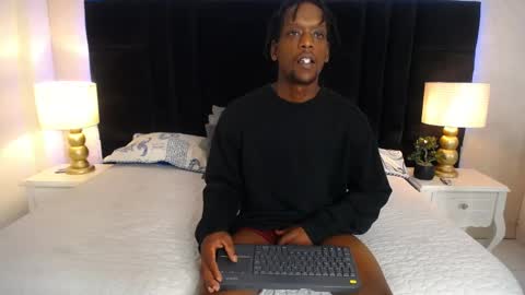 Snapshot of skylerbigxxx chatting on June 4, 4:51 am SKYLERBIGXXX online show from June 4, 4:51 am
