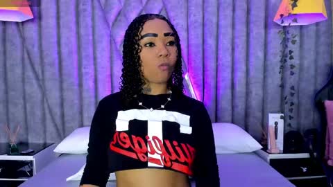 skylerbloom online show from April 16, 4:13 am