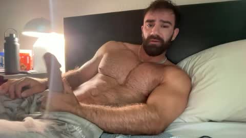 Snapshot of skylerflexes chatting on July 10, 2:41 pm Skyler Flexes online show from July 10, 2:41 pm