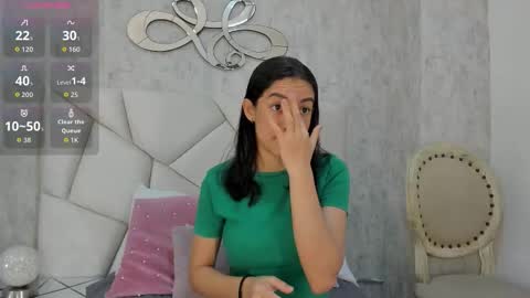 Snapshot of skylerwhite02 chatting on October 19, 7:47 pm Skyler online show from October 19, 7:47 pm