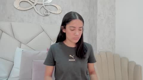 Snapshot of skylerwhite02 chatting on November 24, 7:57 pm Skyler online show from November 24, 7:57 pm