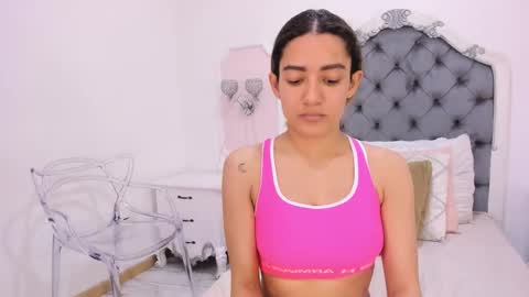 Skyler online show from March 27, 8:26 am