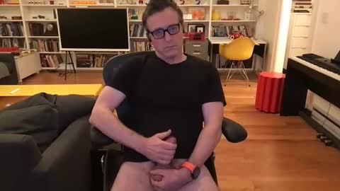 Skyline3371 online show from December 18, 5:02 am