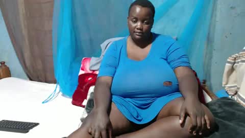 sheliah online show from February 12, 6:51 am