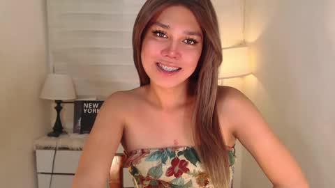 Snapshot of skyllerkent chatting on February 14, 6:45 am Sky online show from February 14, 6:45 am