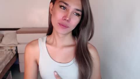 Snapshot of skyllerkent chatting on November 12, 1:06 am Sky online show from November 12, 1:06 am