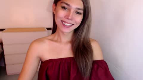 Snapshot of skyllerkent chatting on December 2, 2:28 am Sky online show from December 2, 2:28 am