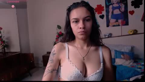 skyloverhot online show from October 17, 7:38 pm