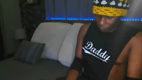 skyonetoo3 online show from October 18, 1:52 am