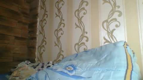 skyressie333 online show from November 21, 7:12 pm