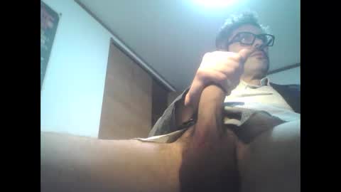 slambo001 online show from March 28, 10:48 am