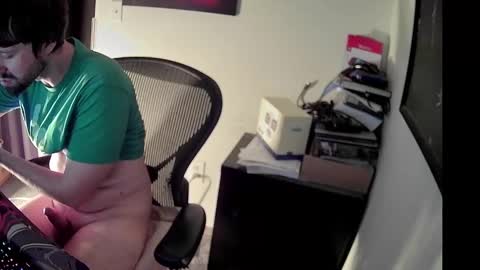 Snapshot of slave2pussy chatting on January 3, 7:16 am slave2pussy online show from January 3, 7:16 am