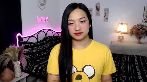 Queen Cyrine online show from September 23, 2:58 am