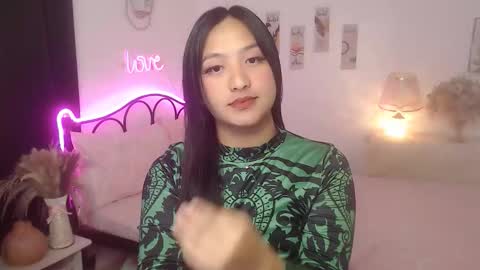 Queen Cyrine online show from October 14, 11:33 am