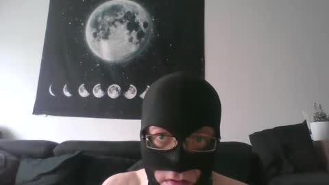 Snapshot of slaveforgodess chatting on February 7, 11:01 am slaveforgodess online show from February 7, 11:01 am