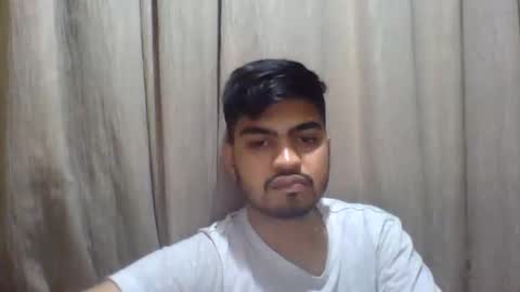 Snapshot of slavesj18 chatting on September 27, 6:02 pm Add me on hangout sjcool1998 online show from September 27, 6:02 pm