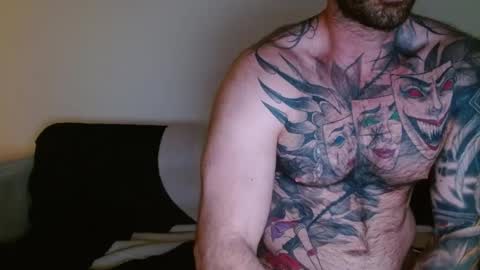 Snapshot of slayerdime85 chatting on March 3, 12:48 am slayerdime85 online show from March 3, 12:48 am