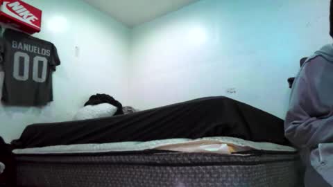 Sleazyycarlitx online show from December 15, 8:29 am