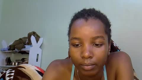 sleciah online show from January 12, 9:14 am