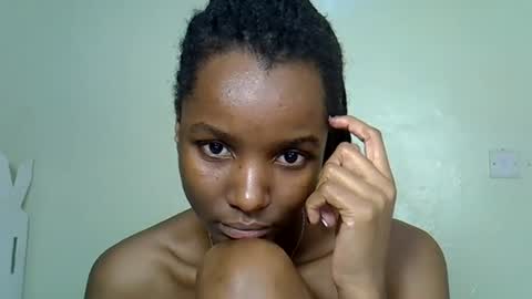 Snapshot of sleciahsha chatting on June 14, 5:26 pm sly online show from June 14, 5:26 pm