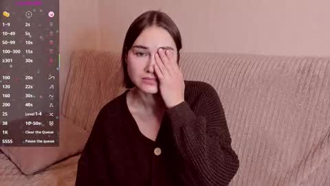 Alice online show from December 4, 2:15 pm