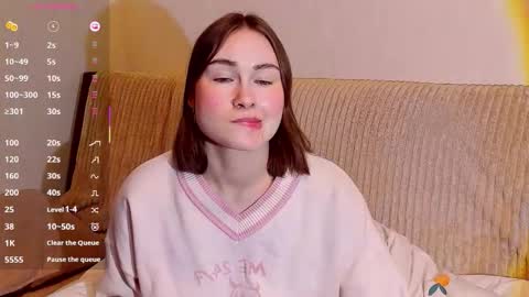 Alice online show from March 6, 5:09 pm