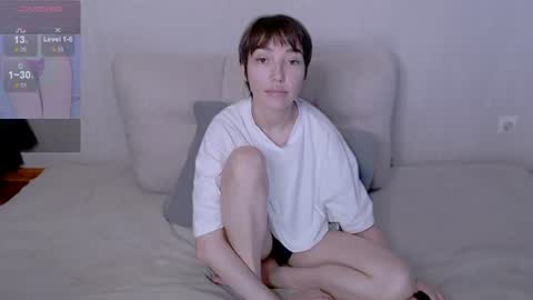 Snapshot of sleepy_ash_ chatting on July 11, 3:37 pm sleepy_ash_ online show from July 11, 3:37 pm