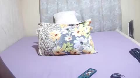 slender_sweetbabe online show from April 20, 11:13 am