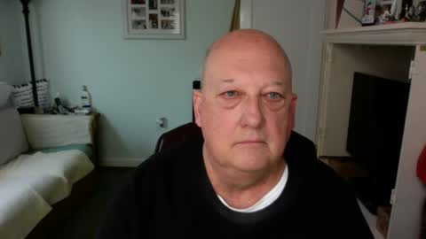 Snapshot of slick50000 chatting on January 3, 6:24 pm slick50000 online show from January 3, 6:24 pm