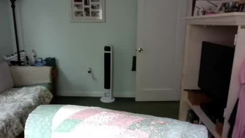 Snapshot of slick50000 chatting on September 16, 6:42 pm slick50000 online show from September 16, 6:42 pm