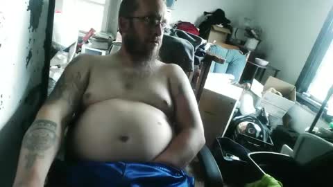 Snapshot of slickwill2391 chatting on April 26, 6:49 pm slickwill2391 online show from April 26, 6:49 pm