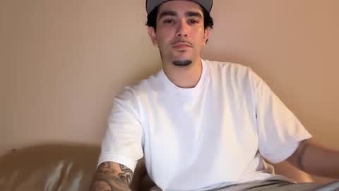 Snapshot of slideagian510 chatting on October 28, 7:56 am slideagian510 online show from October 28, 7:56 am