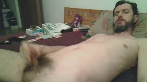 Snapshot of slim38 chatting on April 24, 11:40 pm Alin online show from April 24, 11:40 pm