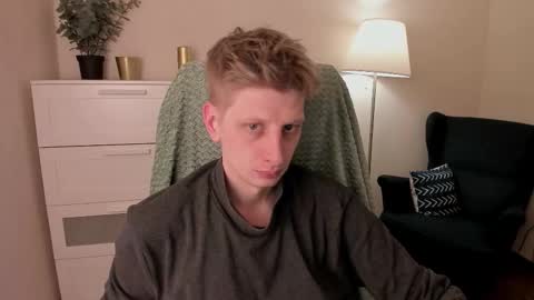 Andy online show from February 19, 8:27 pm