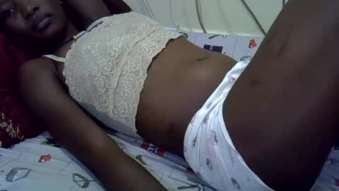 Snapshot of slim_kiteey chatting on June 30, 10:55 pm slim_kiteey online show from June 30, 10:55 pm