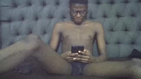 Snapshot of slim_long01 chatting on May 11, 2:45 pm slim long01 online show from May 11, 2:45 pm