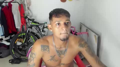 slim_master12 online show from April 15, 4:30 am