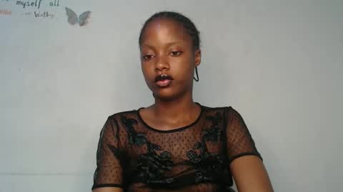 perry online show from February 25, 8:02 am