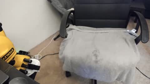 Slimguerrilla online show from February 25, 8:09 pm