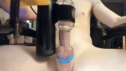 Slimguerrilla online show from November 8, 3:45 pm