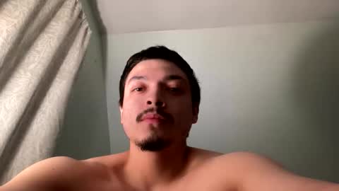 Snapshot of slimjayys chatting on March 22, 2:26 am slimjayys online show from March 22, 2:26 am
