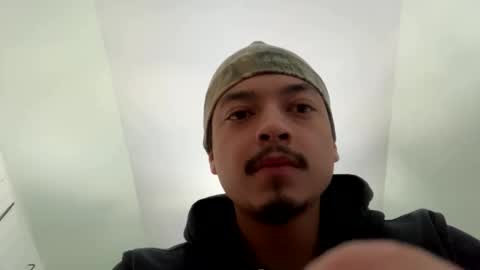 Snapshot of slimjayys chatting on April 10, 3:50 pm slimjayys online show from April 10, 3:50 pm