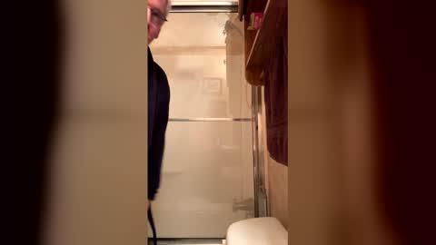 slimjim061560 online show from March 14, 12:06 am