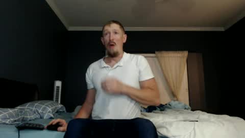 Snapshot of slimjp chatting on June 19, 2:27 am slimjp online show from June 19, 2:27 am